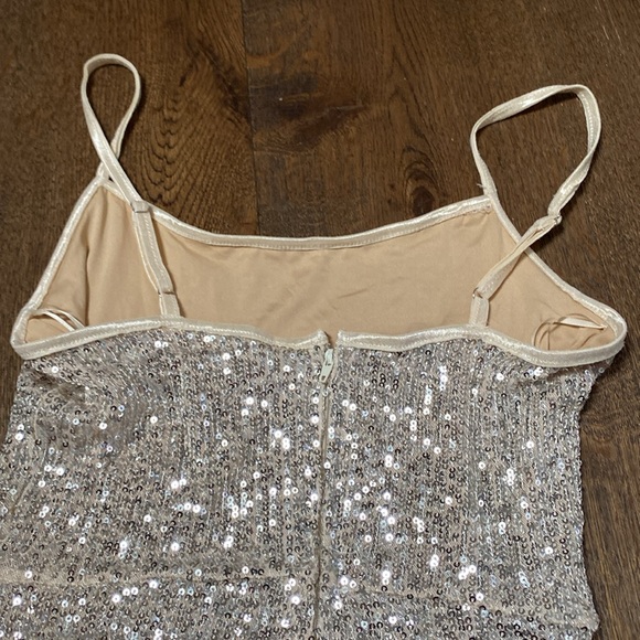 🌟Host Pick🌟Fashion Nova Ready to Sparkle Sequin Jumpsuit and Long Cardigan - Picture 10 of 17